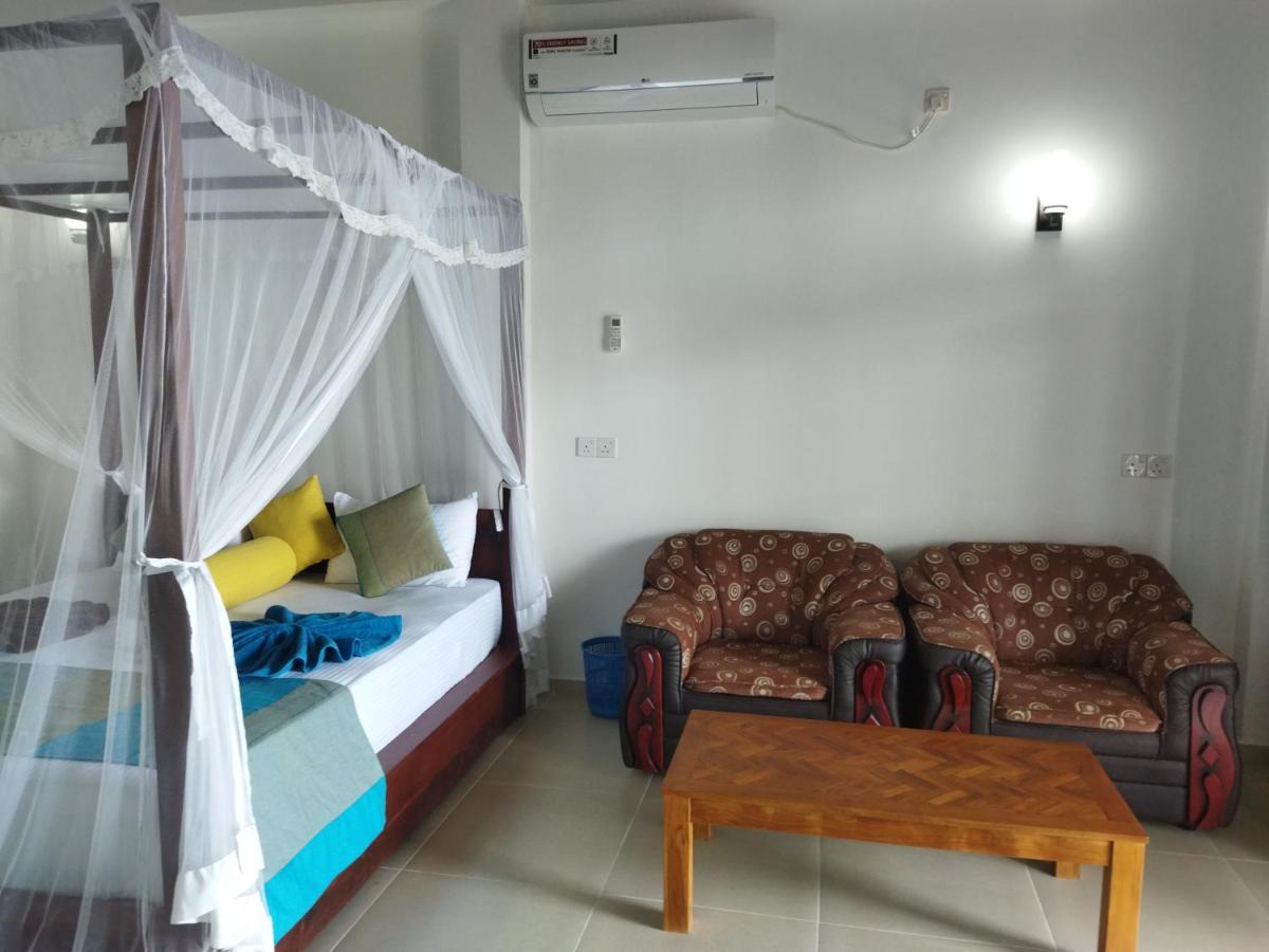 Shanika Beach Inn Tangalle Eksteriør billede