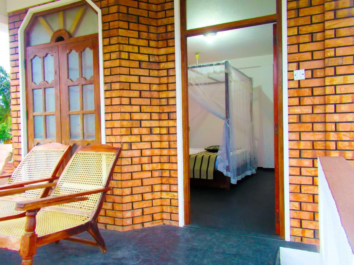 Shanika Beach Inn Tangalle Eksteriør billede