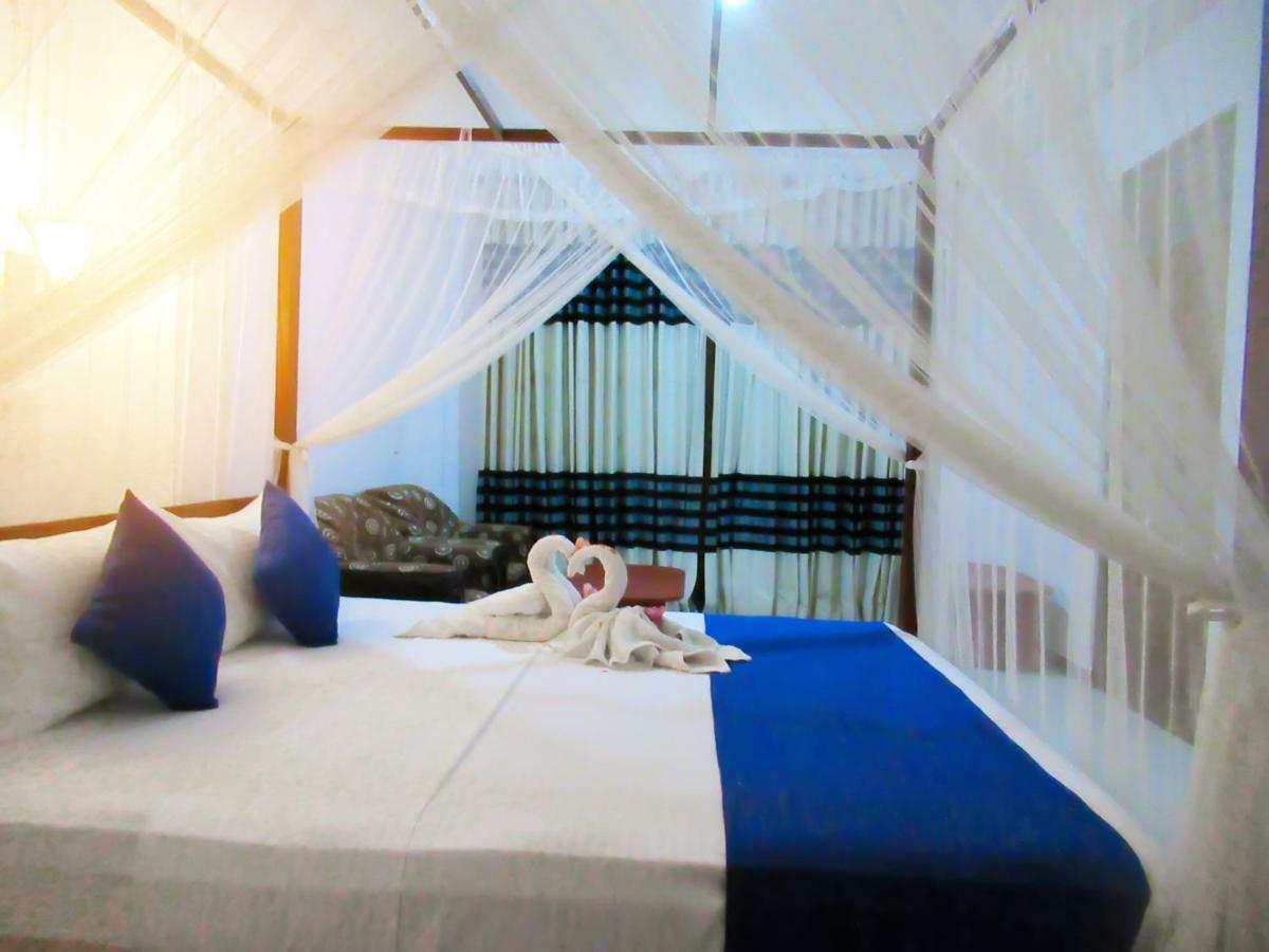Shanika Beach Inn Tangalle Eksteriør billede