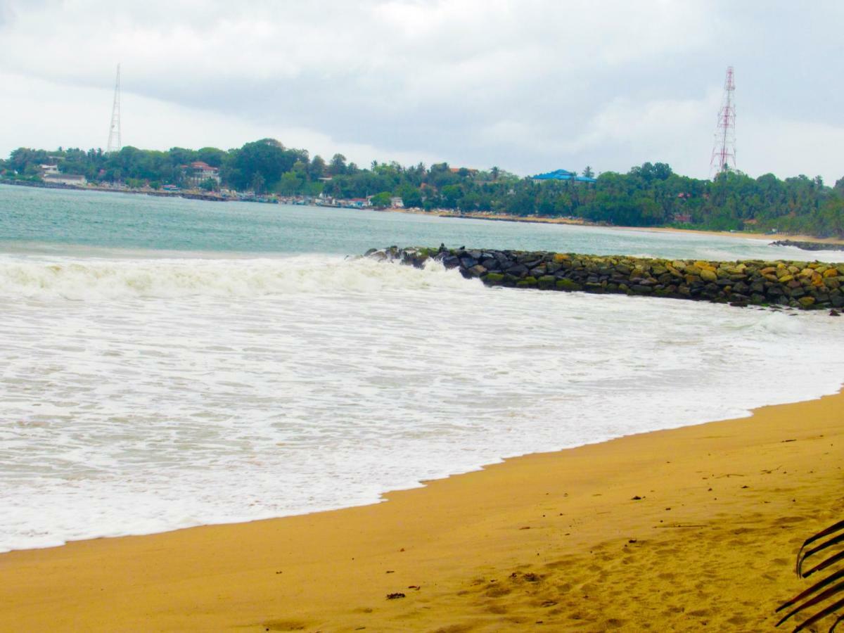 Shanika Beach Inn Tangalle Eksteriør billede